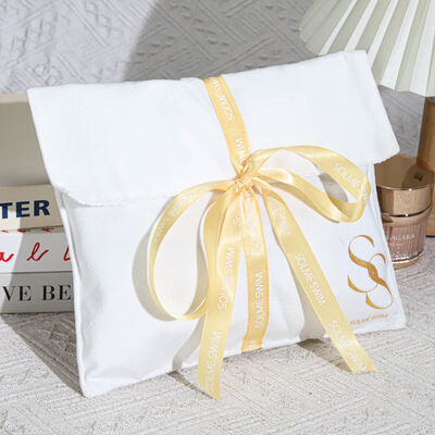 Customized White Velvet Envelope Scarf Wig Books Packaging Bag With Logo