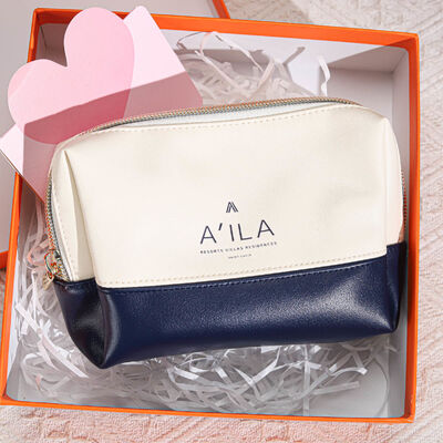 Cosmetic Zipper Pu Leather Bag Waterproof Embossed Logo Printing