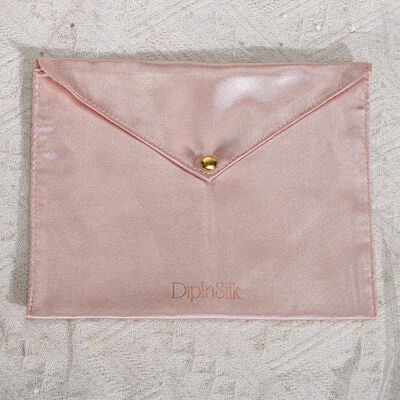Custom Satin Cosmetic Skincare Perfume Packing Pouch Luxury Satin Envelope Gift Packaging Envelope Pouch