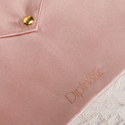 Custom Satin Cosmetic Skincare Perfume Packing Pouch Luxury Satin Envelope Gift Packaging Envelope Pouch