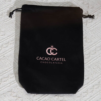 Luxury Square Bottom Velvet Drawstring Storage Bag Custom Logo Printing Black Velvet Skincare Drawstring Pouch