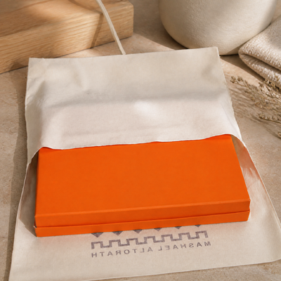 Custom Logo Natural Muslin Cotton Full Flap Cover Gift Bag with Bow Wholesale Reusable Cotton Apparel Envelope Packaging Pouch